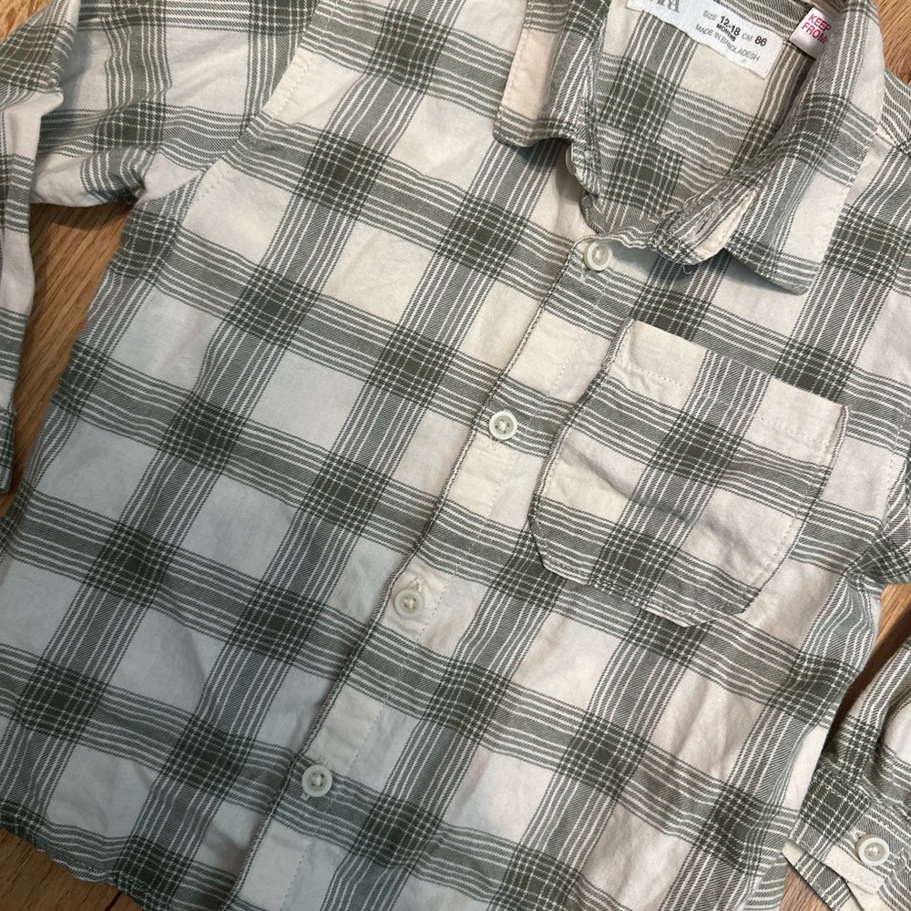 Zara Plaid Button-Down Shirt in Green and White - Picture 3 of 3